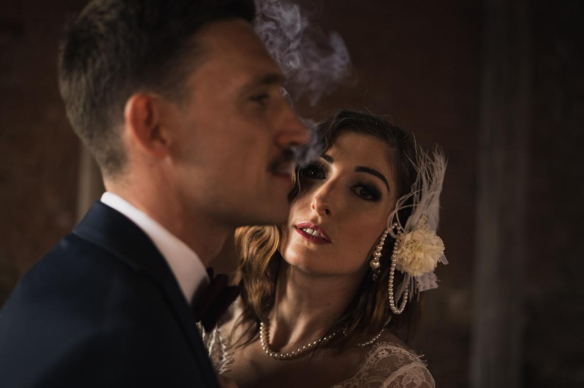 Séance photo couple fumée mariage Domaine Imodis Saessolsheim Bas-Rhin