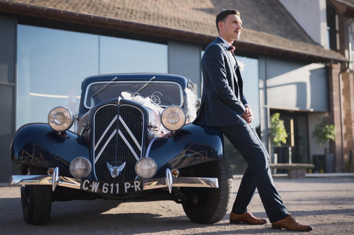Photographe mariage avec Citroën Traction 1949 Alsace - shooting inspiration mariage