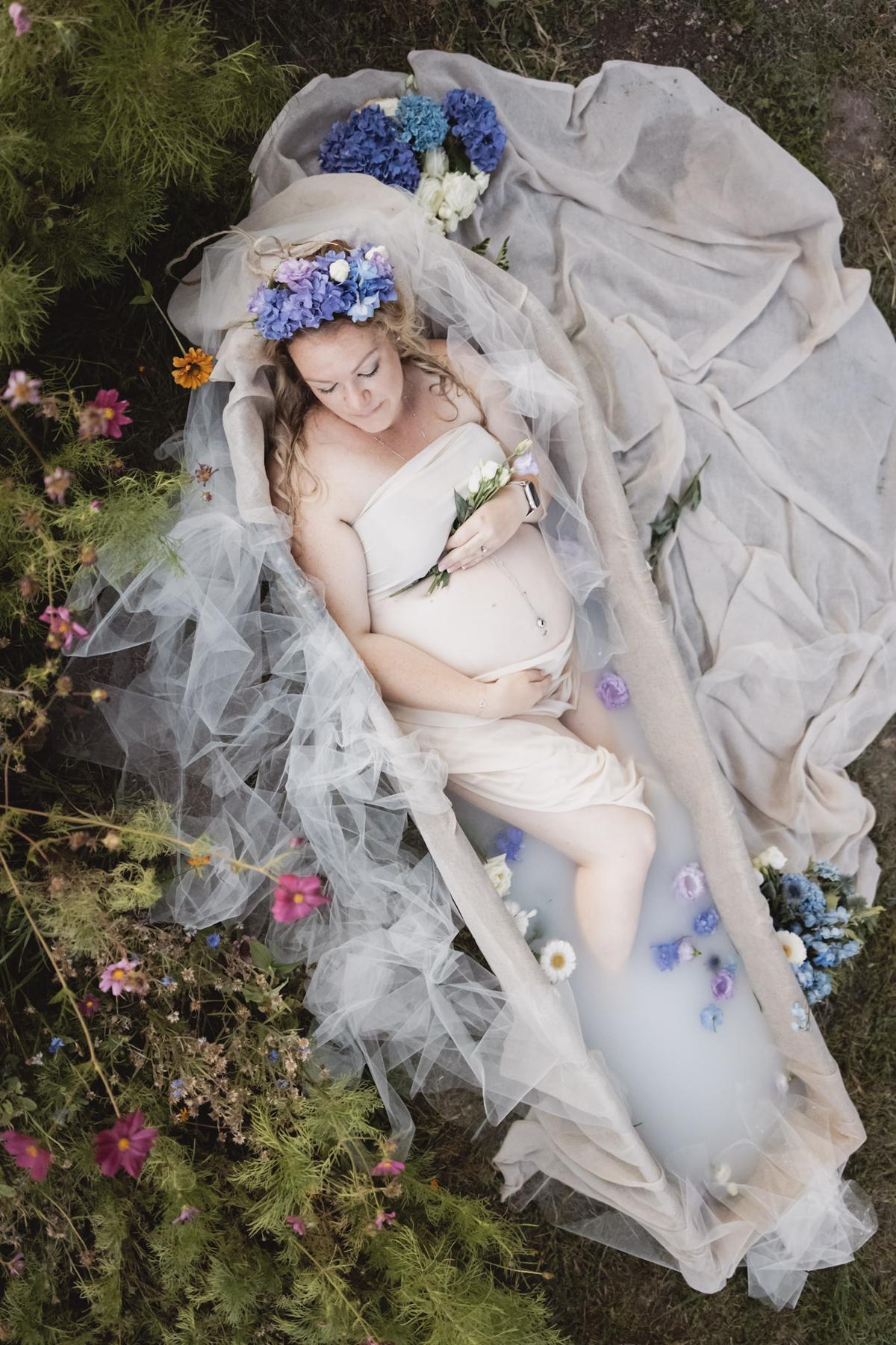 Shooting grossesse bain de lait